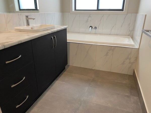 Bathroom Renovation - C & C Wilson Builders Nathatlia