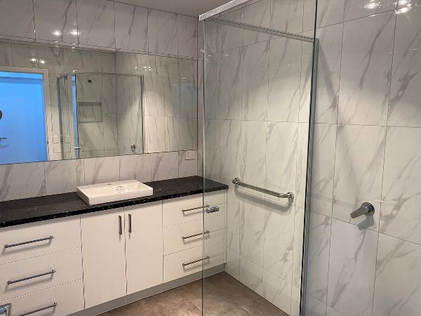 Bathroom Renovation - C & C Wilson Builders Nathatlia