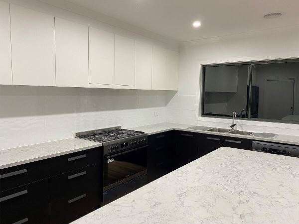 Kitchen Renovation - C + C Wilson Builders Nathatlia