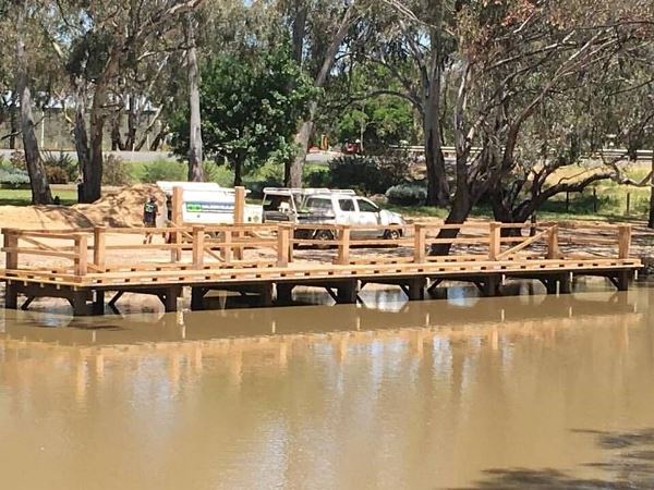 Nathalia Fishing Platform - C + C Wilson Builders